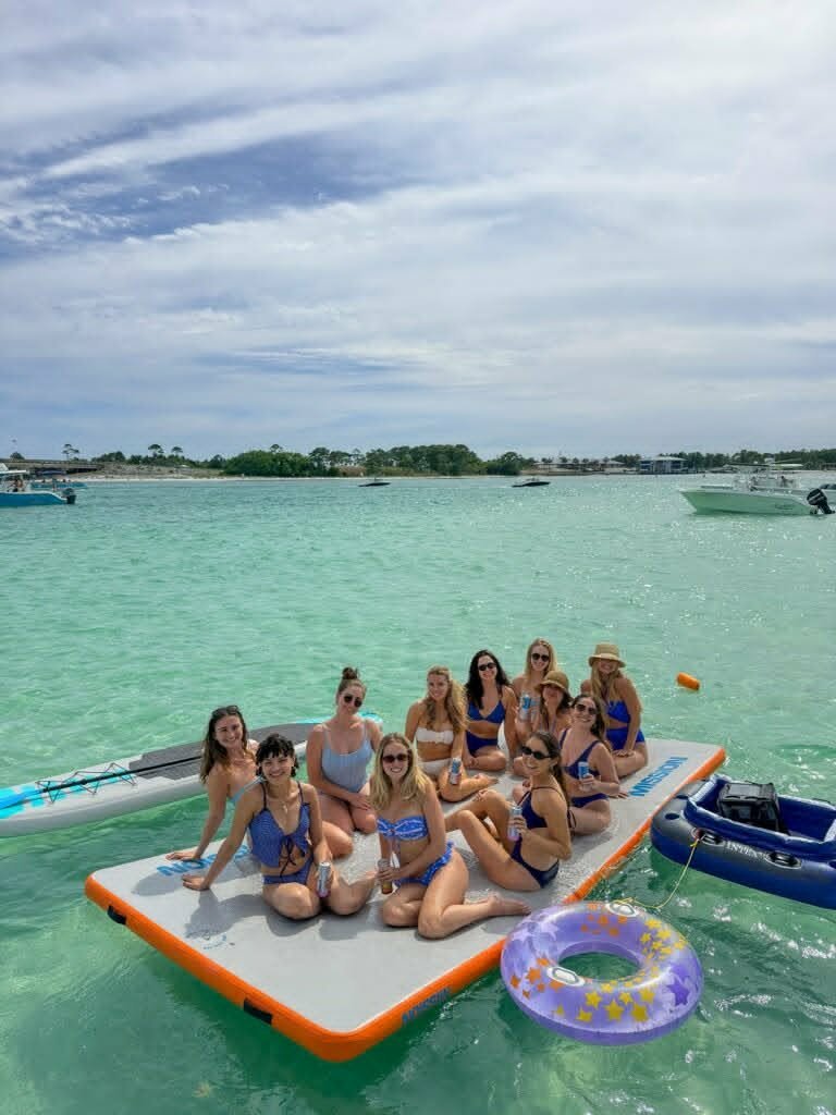 Boat Rentals at Crab Island Bikkini Bottom