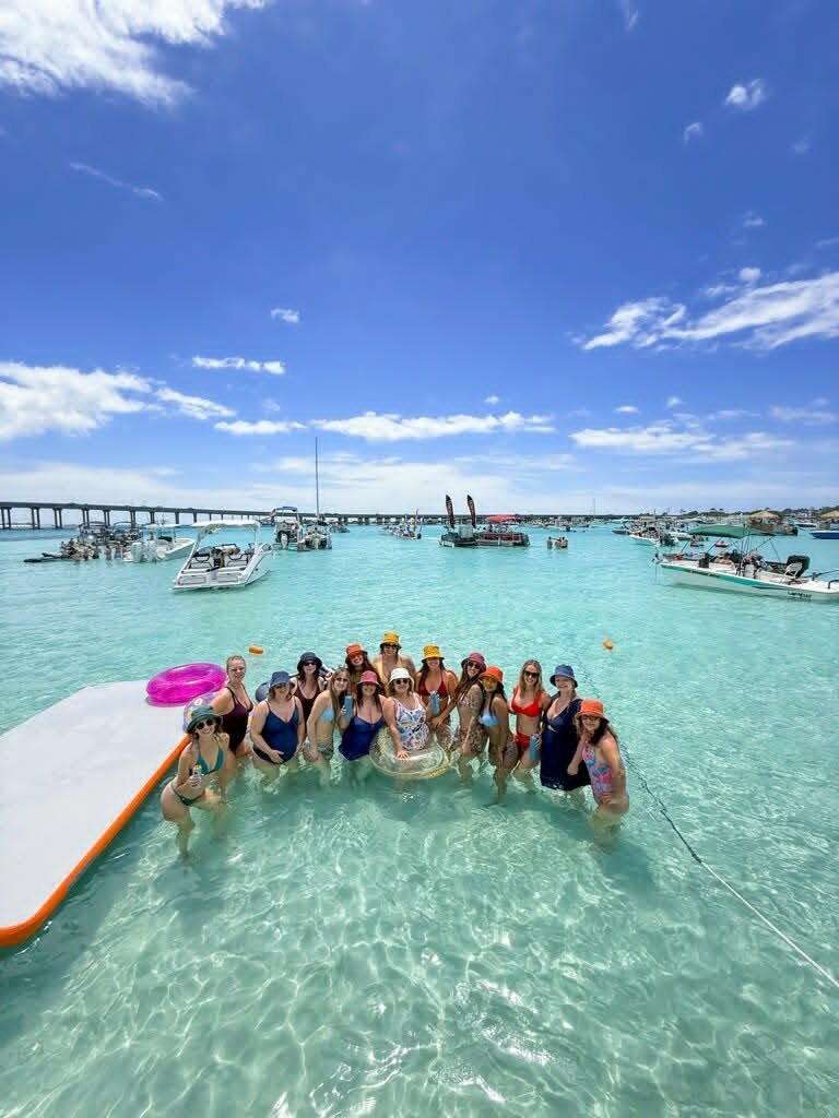 Boat Rentals at Crab Island Bikkini Bottom